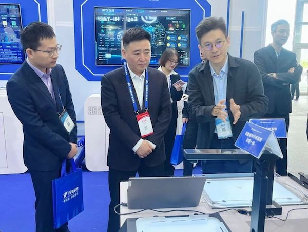 麻将胡了亮相第二十一届中国国际农产品买卖会：为智慧农业发展注入创新活力