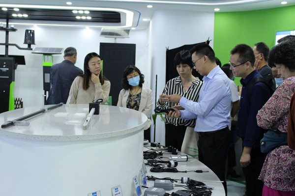 培训班一行观摩了麻将胡了公司